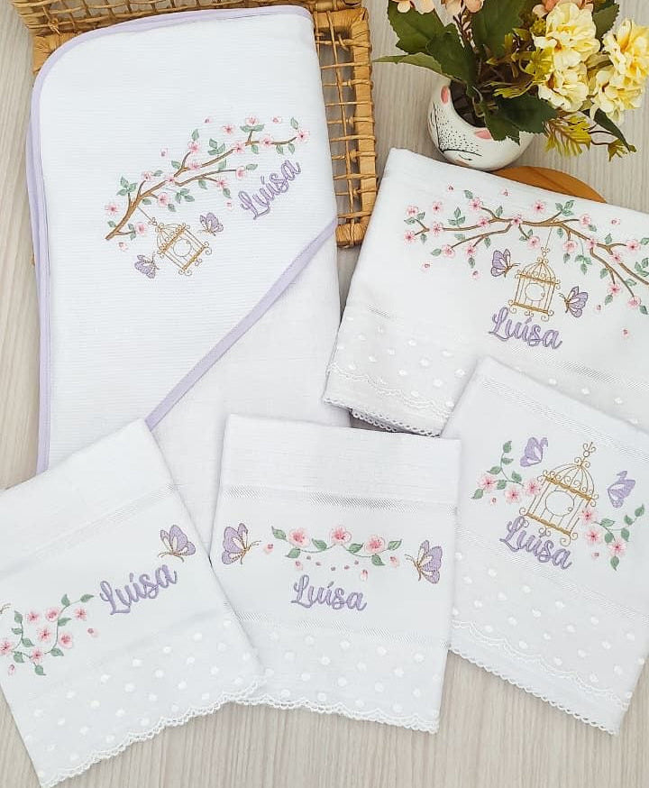 Kit 3 Peças Enxoval Manta, Fralda e Banho - Bordados Bebê Feminino (Escolha o seu Bordado)