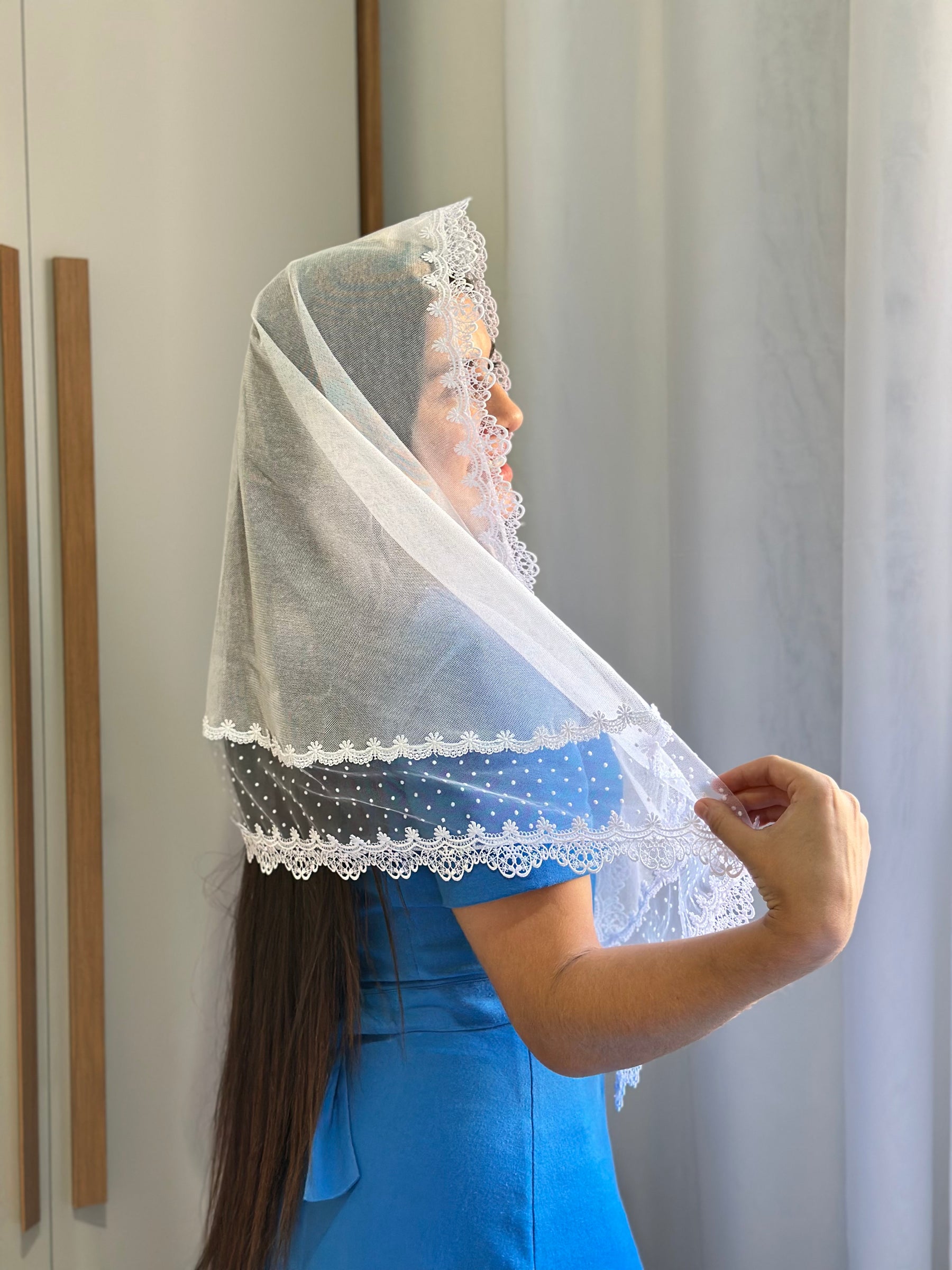 Véu CCB, com entremeio de bolinha - Naomi