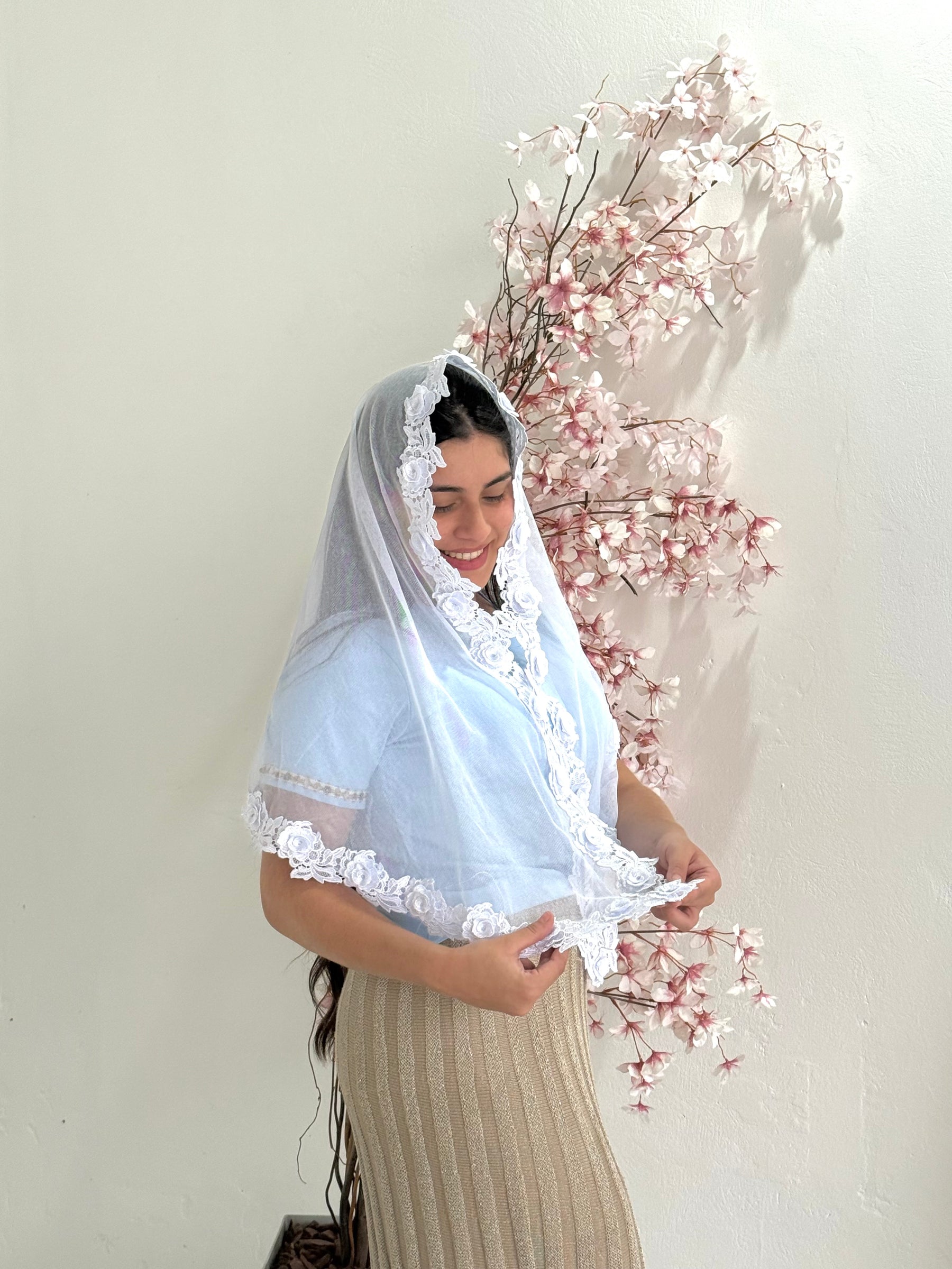 Véu CCB, Com tule de algodão e renda de Rosas 3D - Gardênia