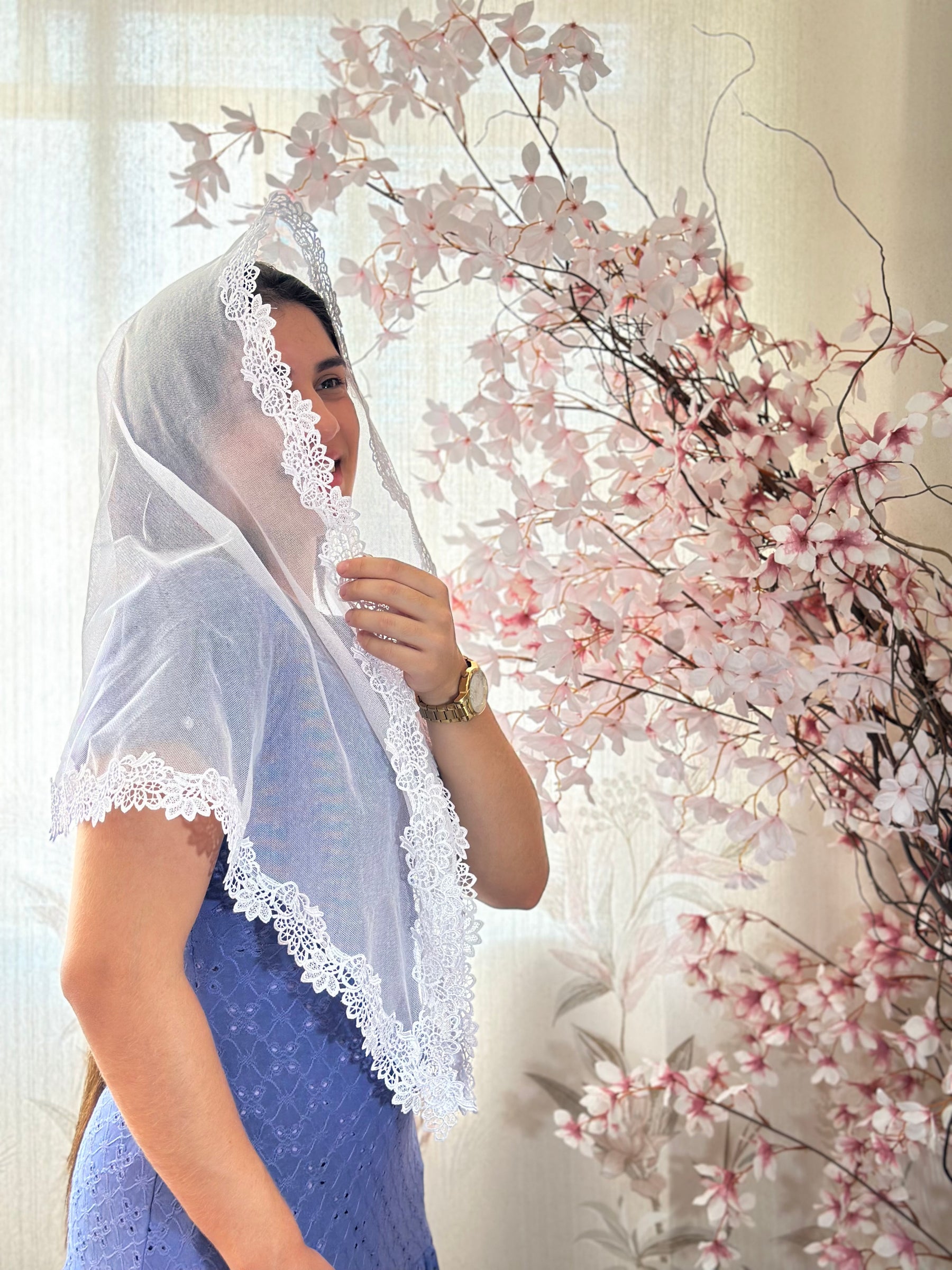 Véu CCB, guipir mais delicado - Essência