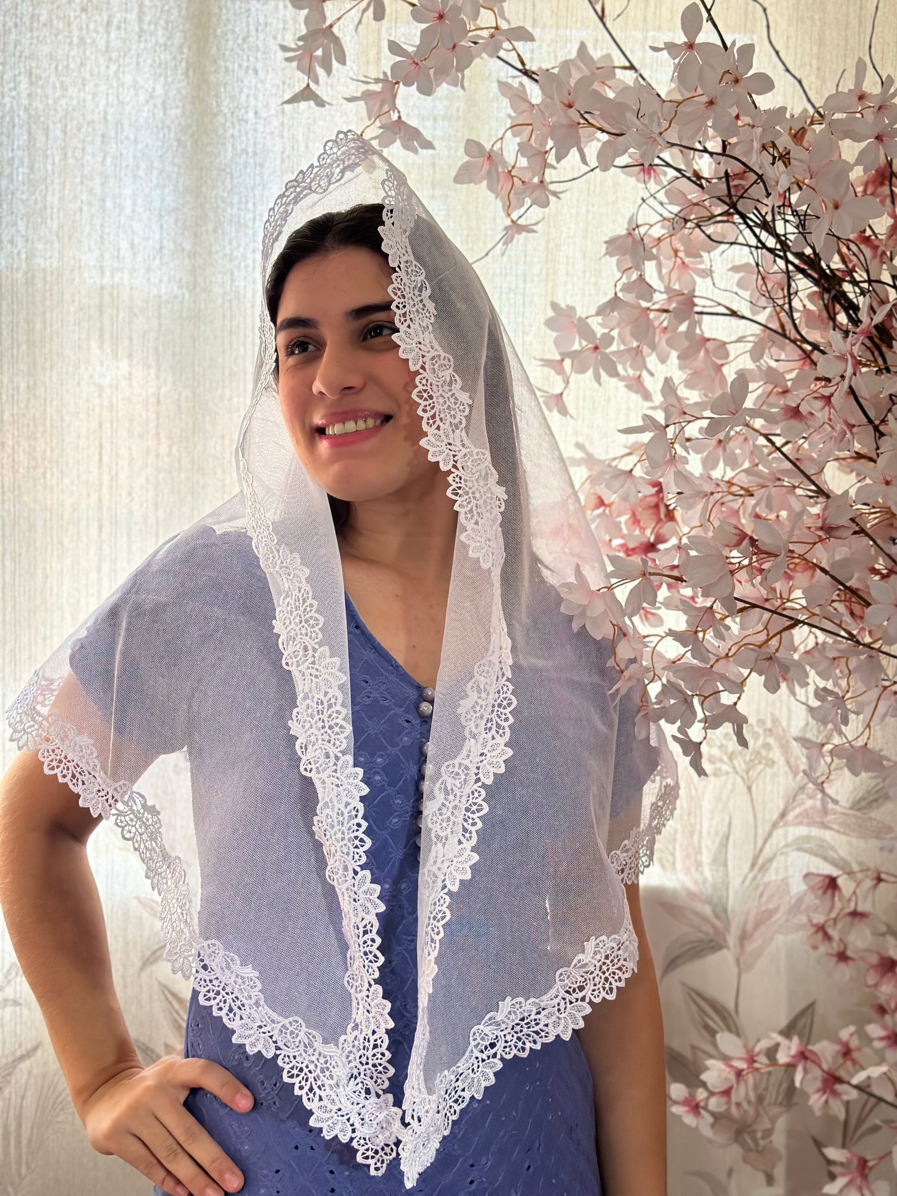 Véu CCB, guipir mais delicado - Essência