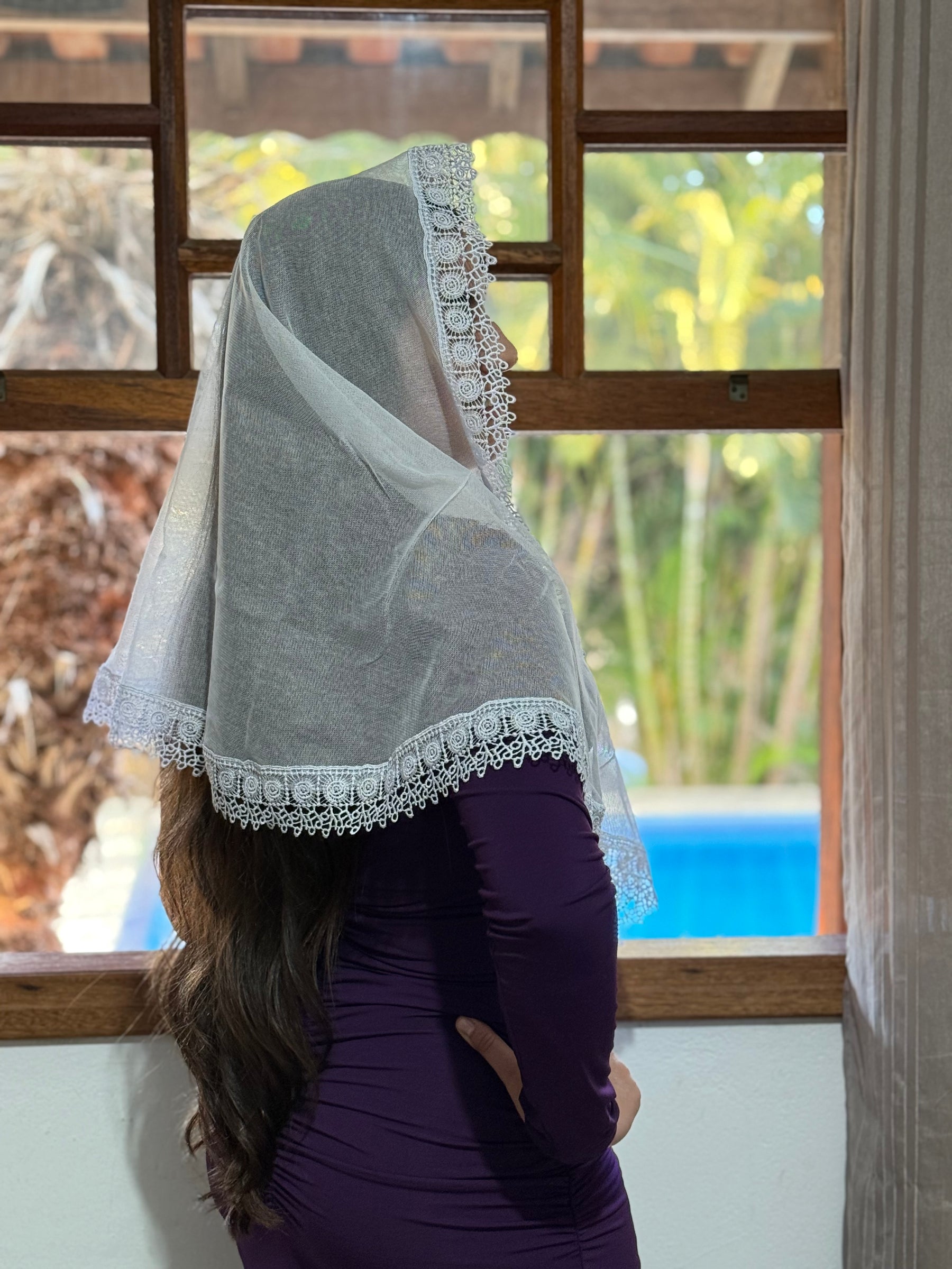 Véu CCB, Guipir de notas musicais - Kátia