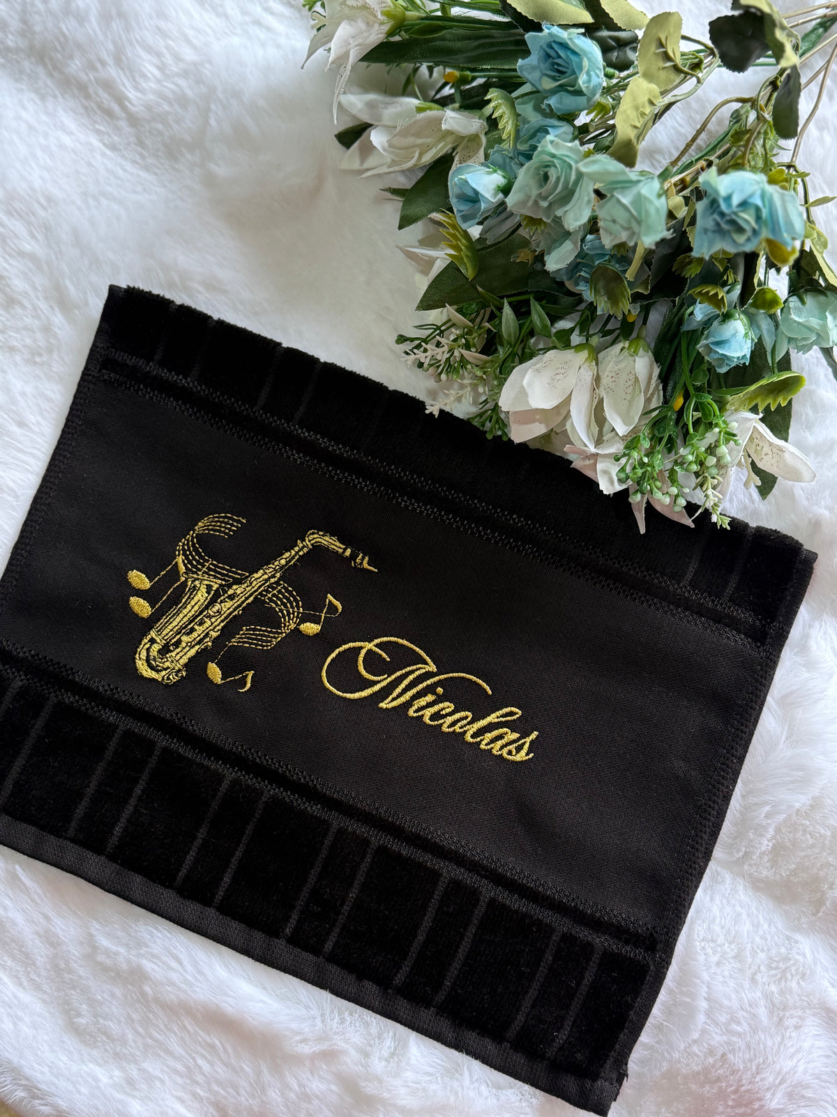 Toalhas Bordadas para Músicos CCB - Modelo Sax Alto