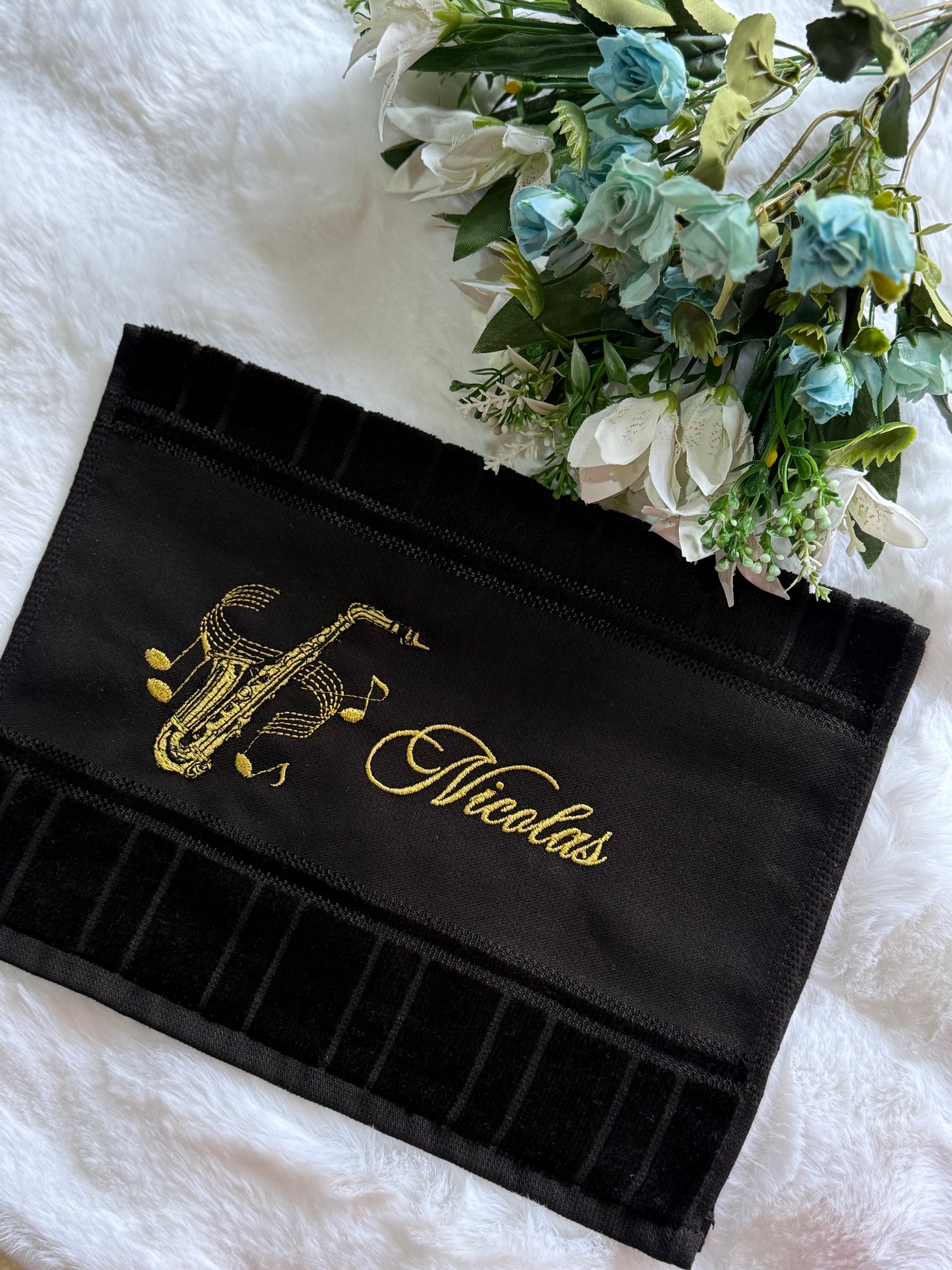 Toalhas Bordadas para Músicos CCB - Modelo Sax Alto