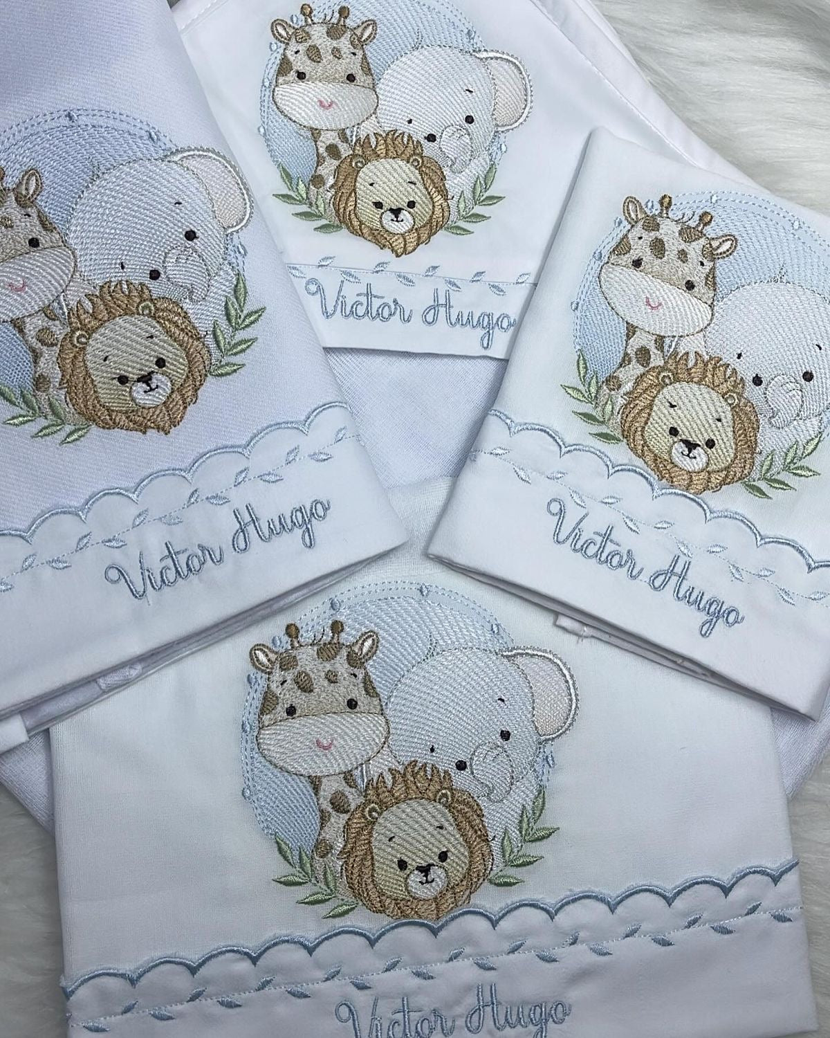 Kit 3 Peças Enxoval Manta, Fralda e Banho - Bordados Bebê Masculino - (Escolha o seu Bordado)