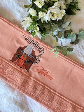 Toalhas Bordadas para Musicistas CCB - Modelo Órgão