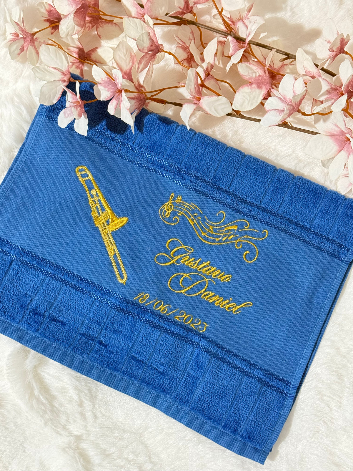 Toalhas Bordadas para Músicos CCB - Modelo Trombones