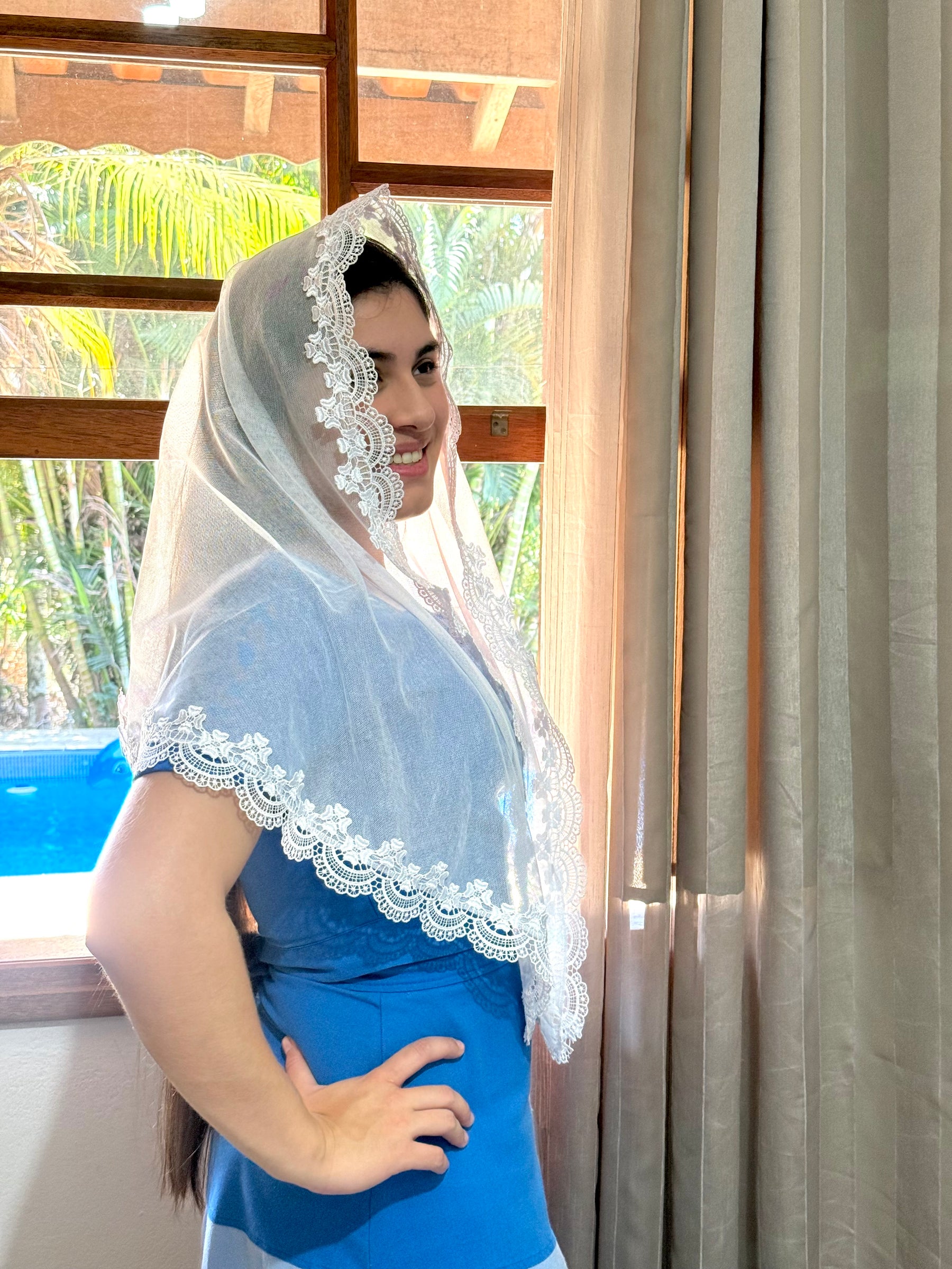 Kit Véus CCB  Quatro Modelos De Véus Encantadores (Rendas Diversas) -  Coleção Florescer