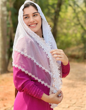 Véu CCB, com entremeio ilusion e guipir médio - Joseane