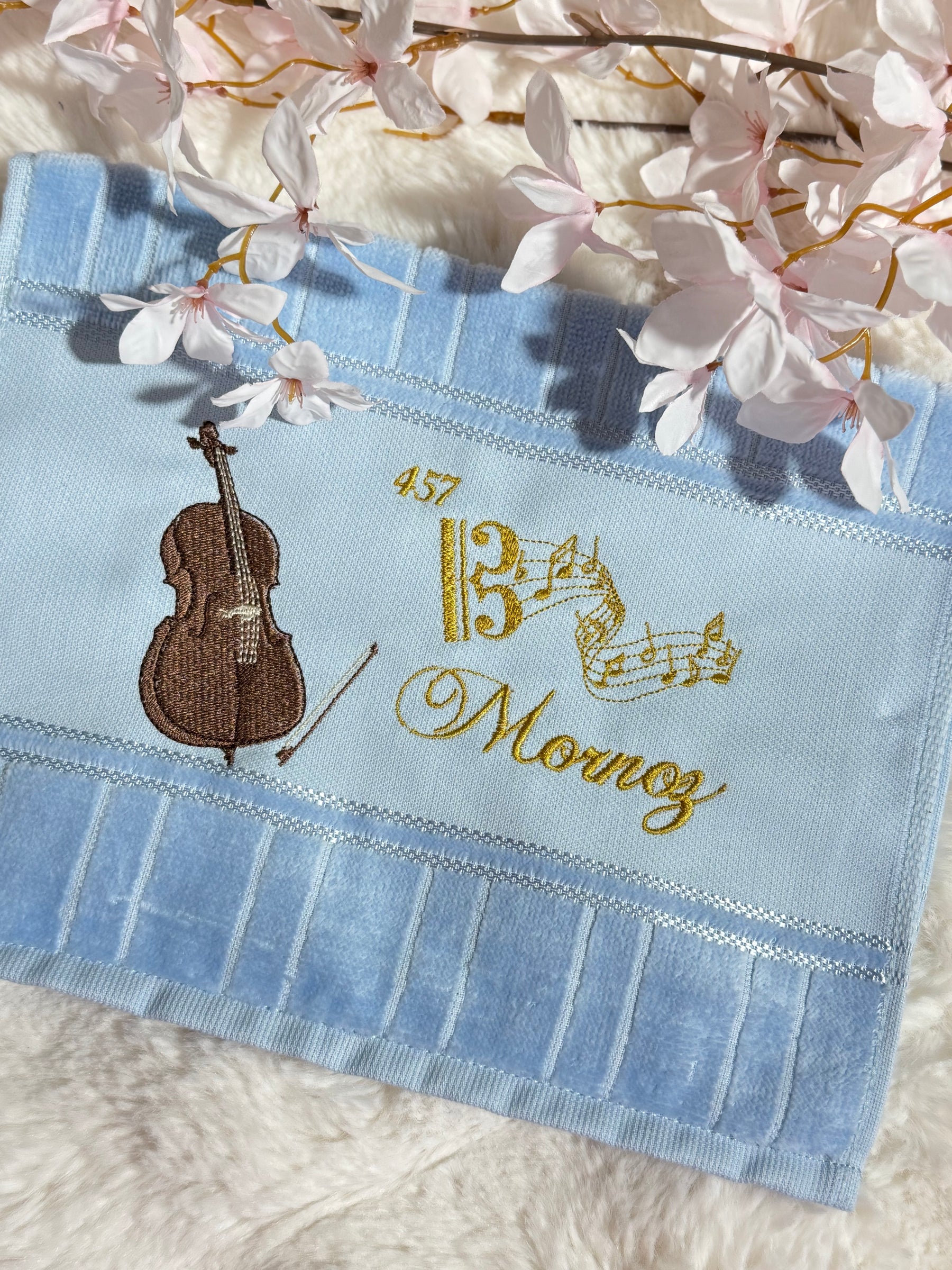 Toalhas Bordadas para Músicos CCB - Modelo Violoncelo
