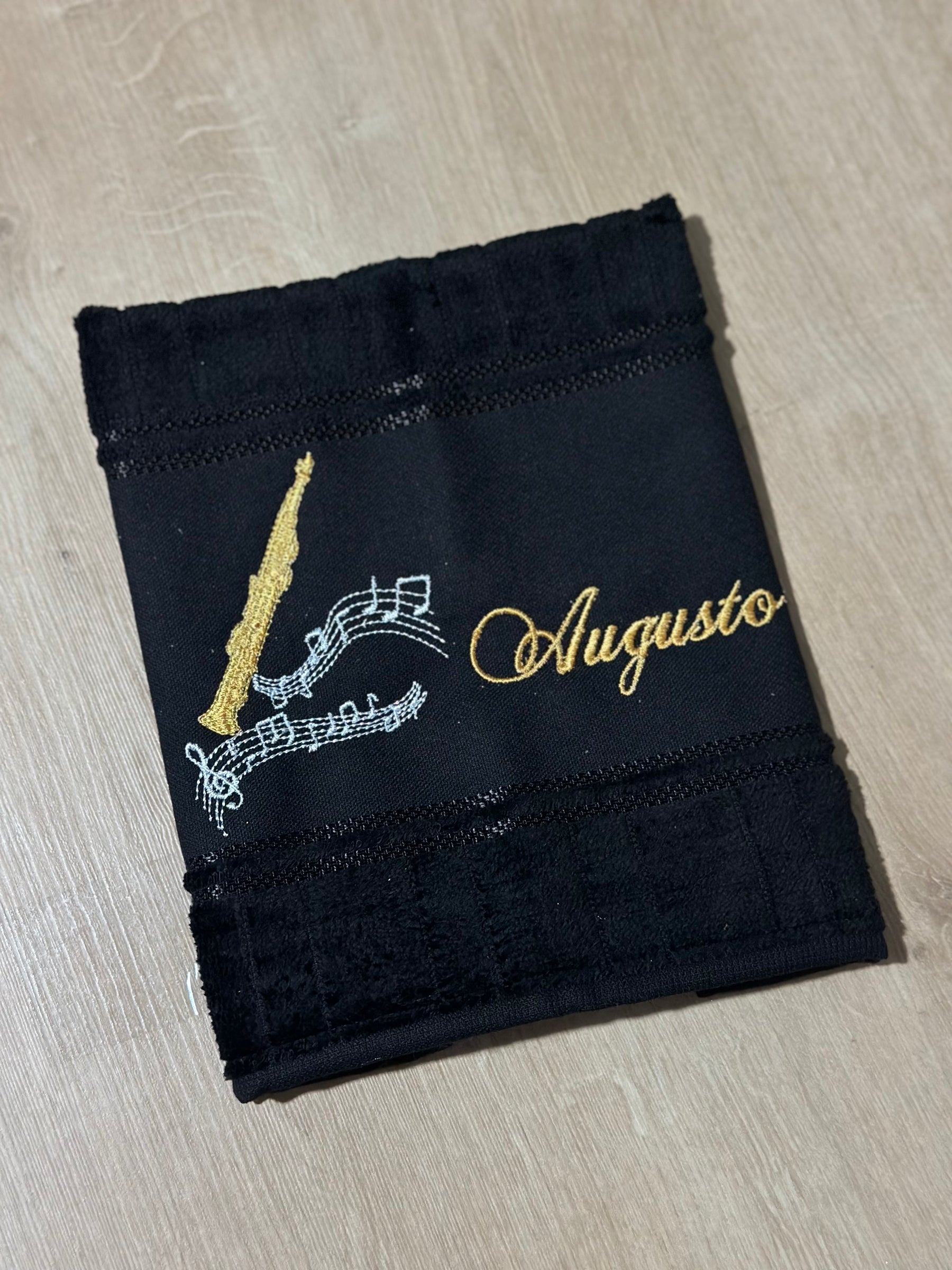 Toalhas Bordadas para Músicos CCB - Modelo Sax Reto