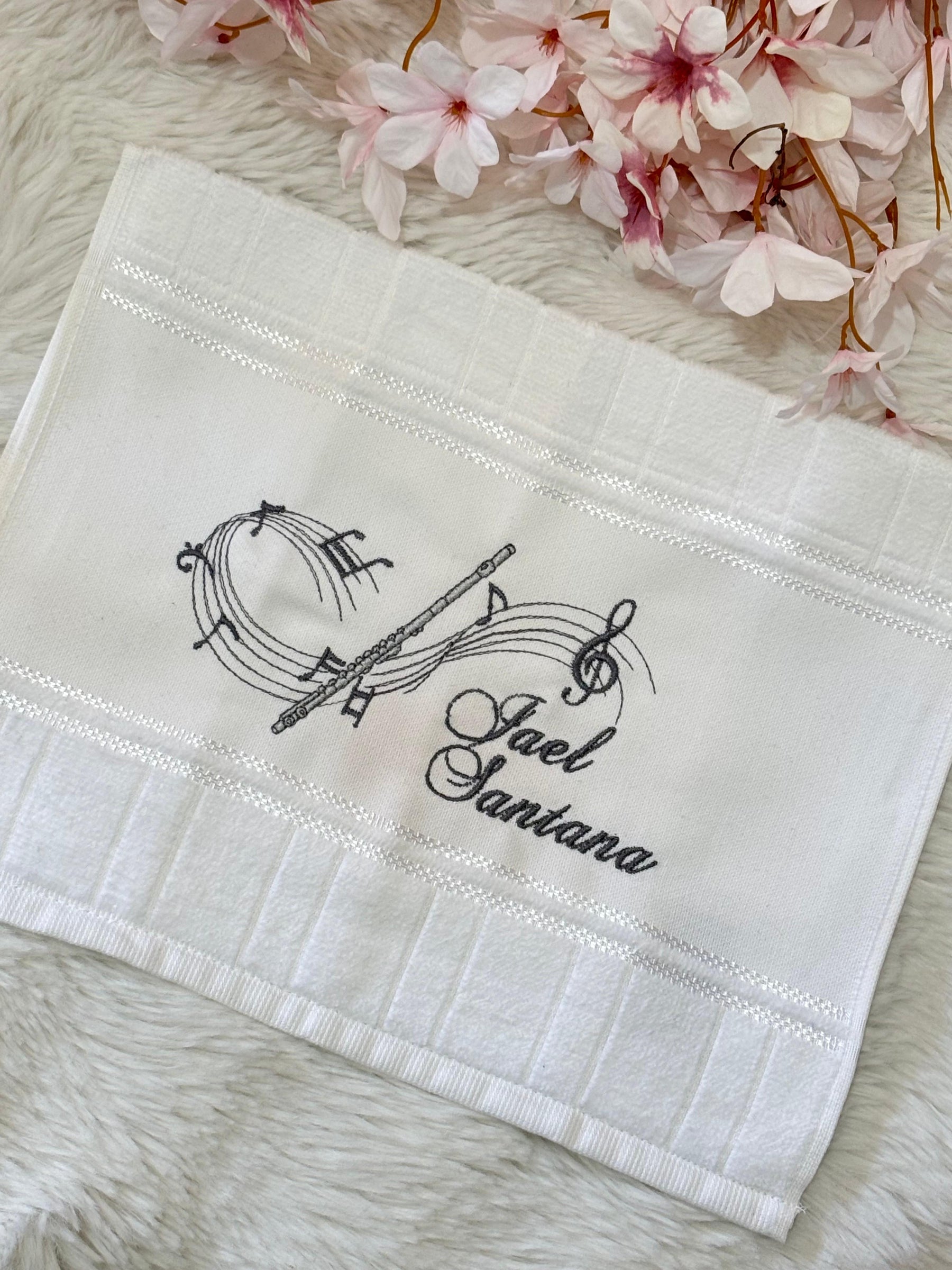 Toalhas Bordadas para Músicos CCB - Modelo Flautas