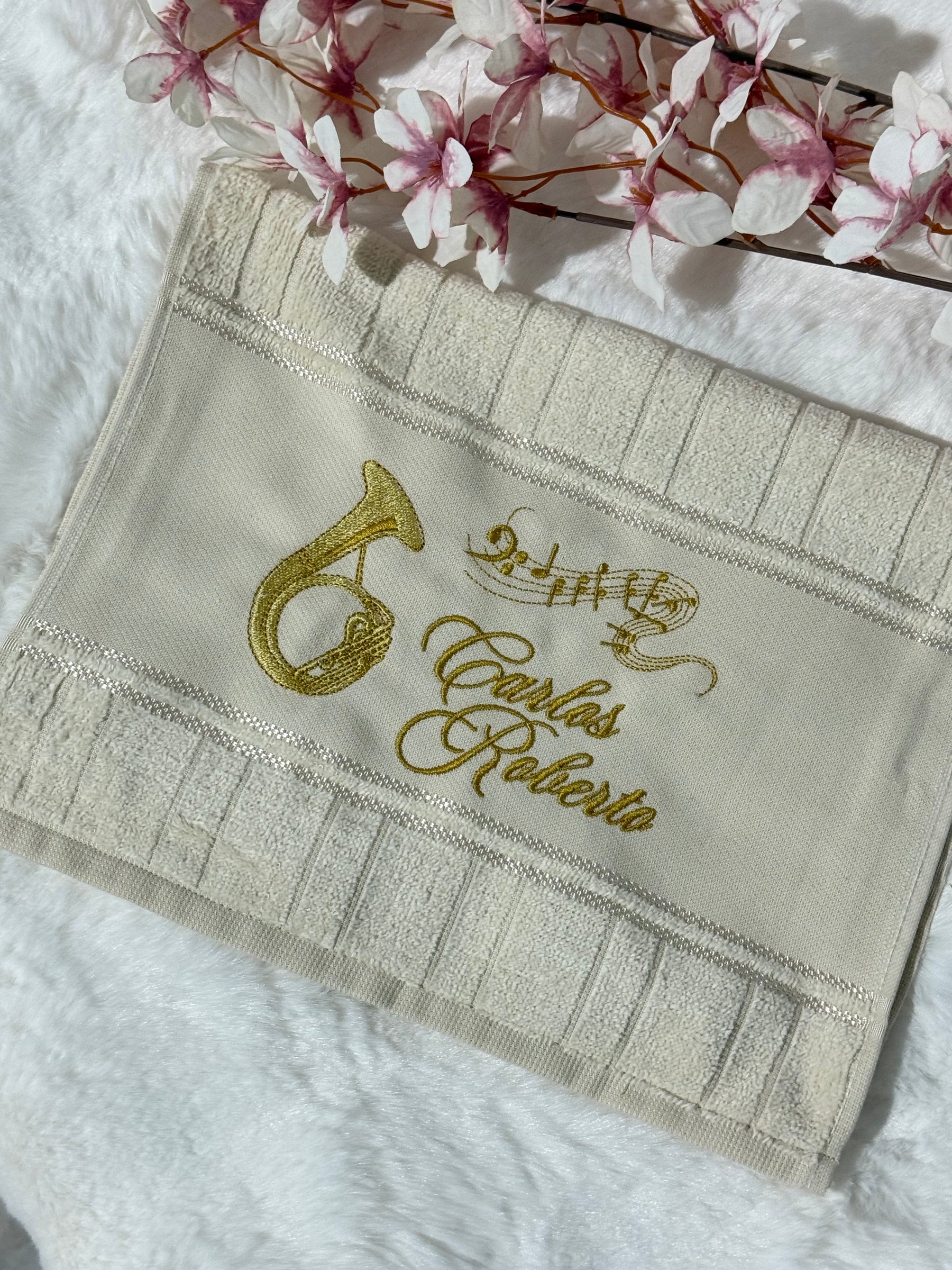 Toalhas Bordadas para Músicos CCB - Modelo Tubas