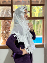 Véu CCB, em algodão com apliques florais - Laise