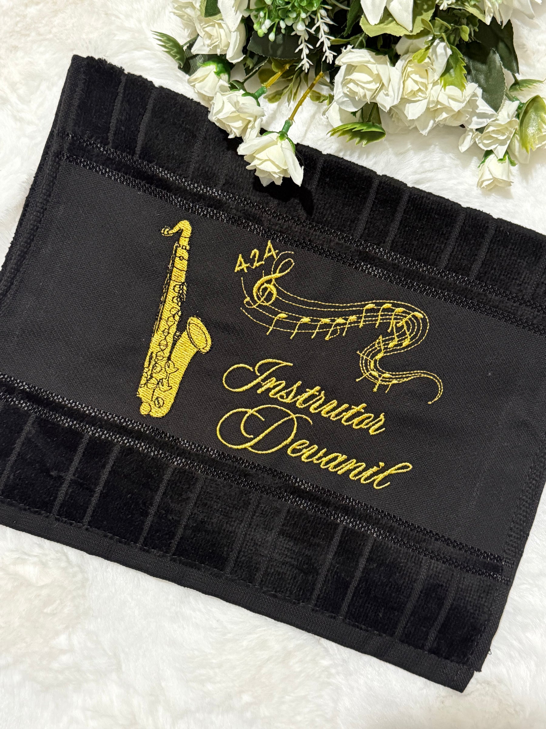 Toalhas Bordadas para Músicos CCB - Modelo Sax Tenor