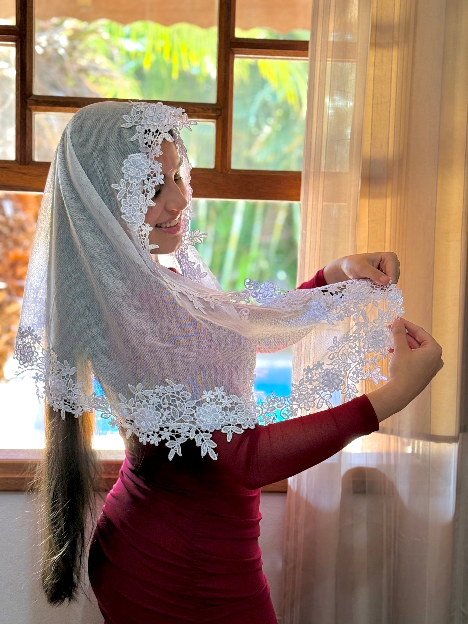 Kit Véus CCB  Quatro Modelos De Véus Encantadores (Rendas Diversas) -  Coleção Florescer