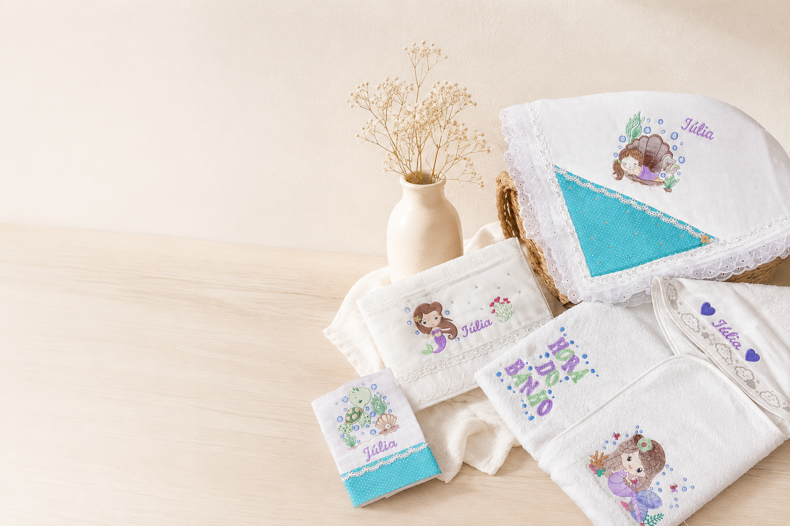 Fraldas Bebê Bordadas Feminino - Personalize (Escolha o seu bordado)